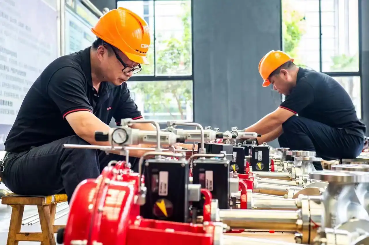 Valve Automation 101: Moving from Manual to Electric Control